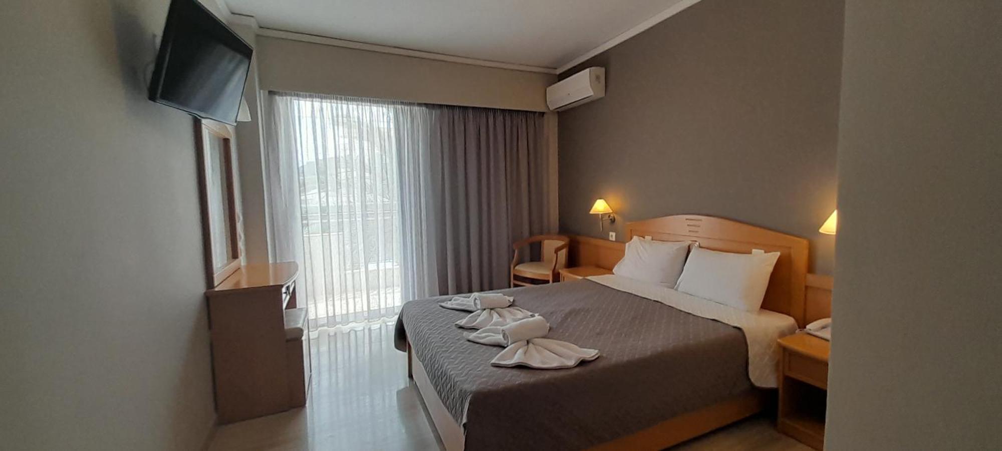 Hotel Serenity Tolo Ngoại thất bức ảnh
