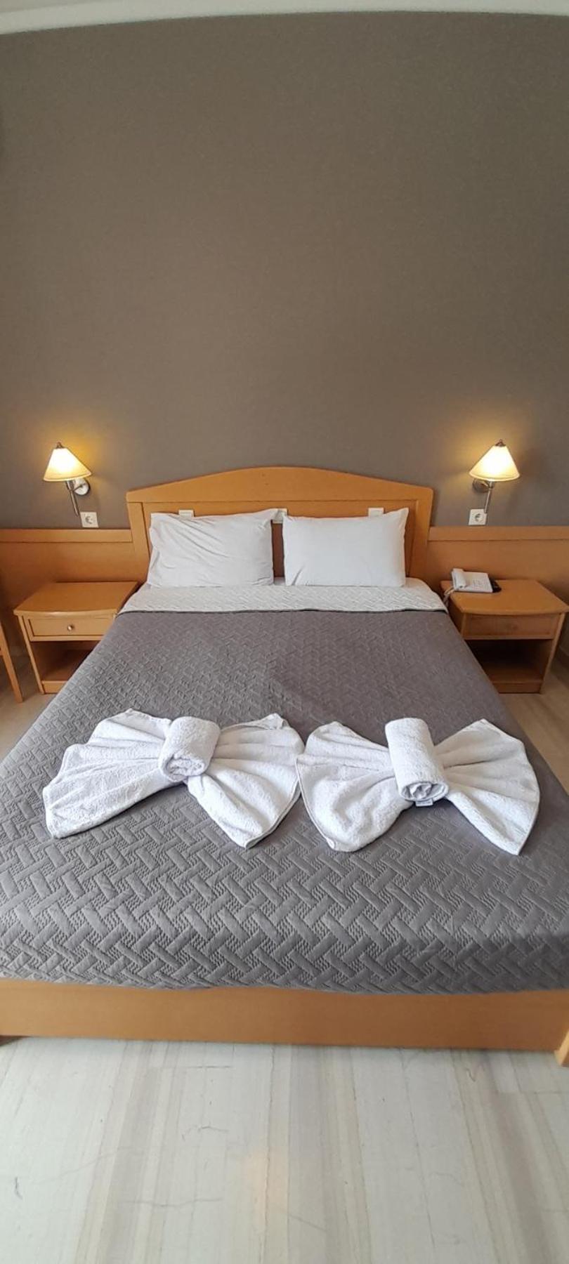 Hotel Serenity Tolo Ngoại thất bức ảnh